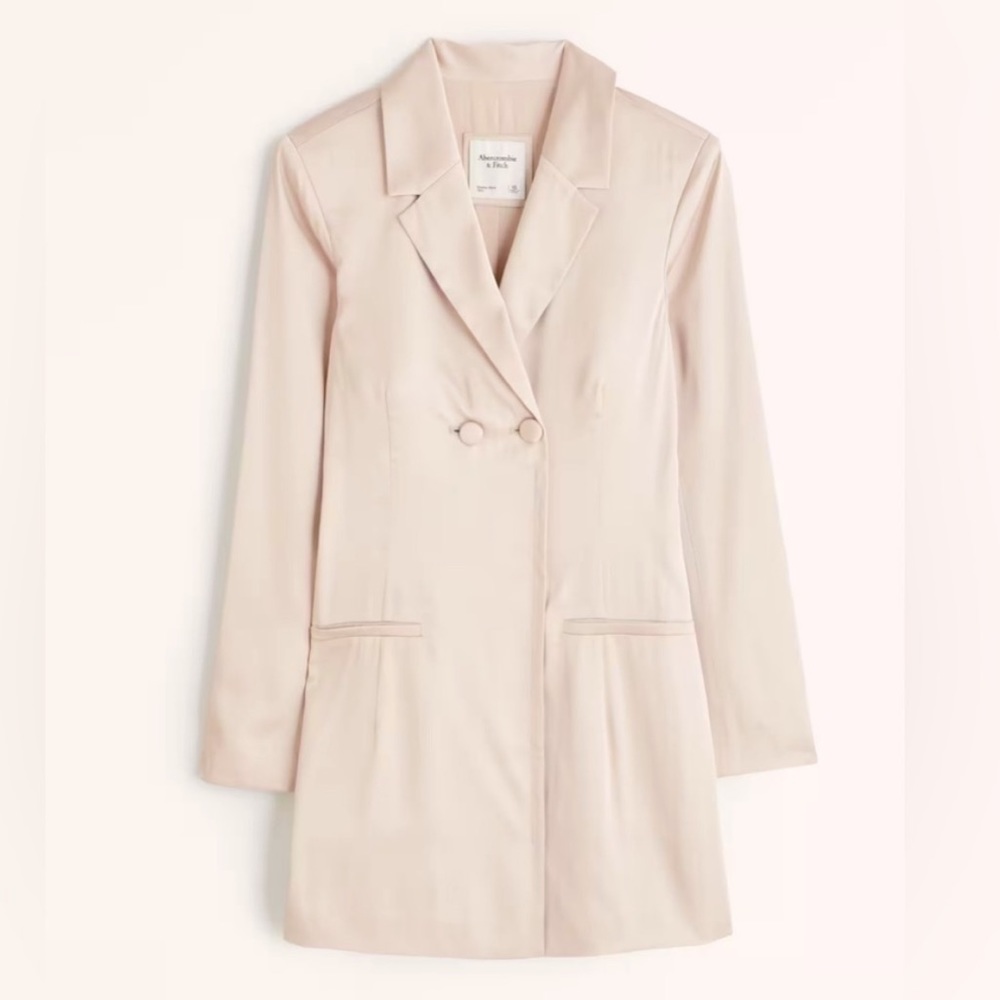 NWT - Abercrombie & Fitch Satin Blazer Dress - S (petite) - cream/white.
